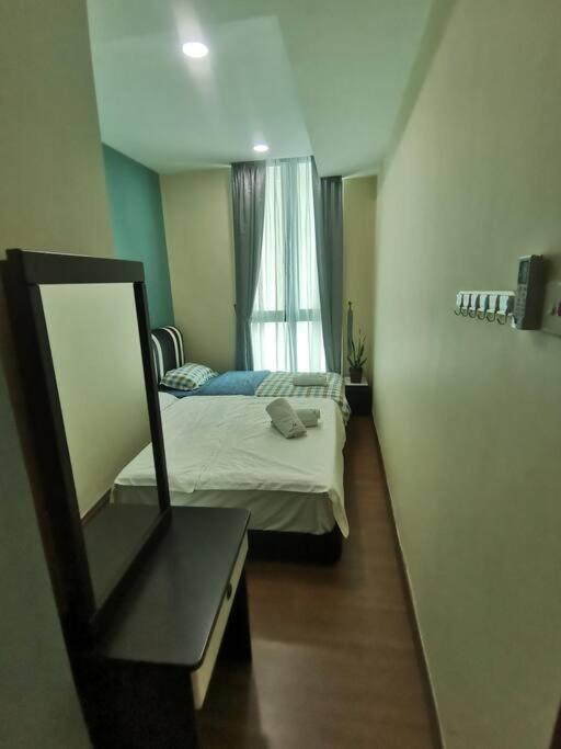 Teo Resident 2 Vivacity Jazz Suite 4 Кучинг Екстериор снимка