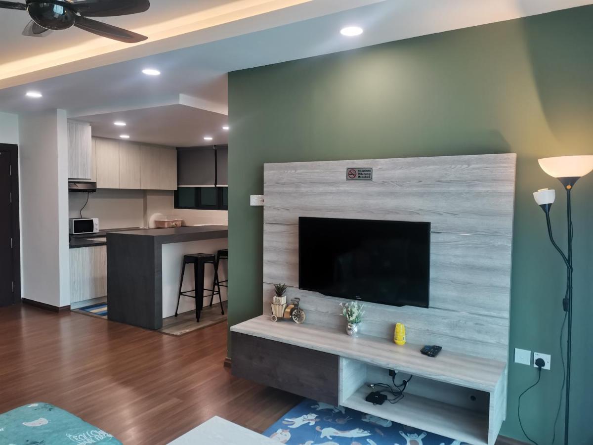 Teo Resident 2 Vivacity Jazz Suite 4 Кучинг Екстериор снимка