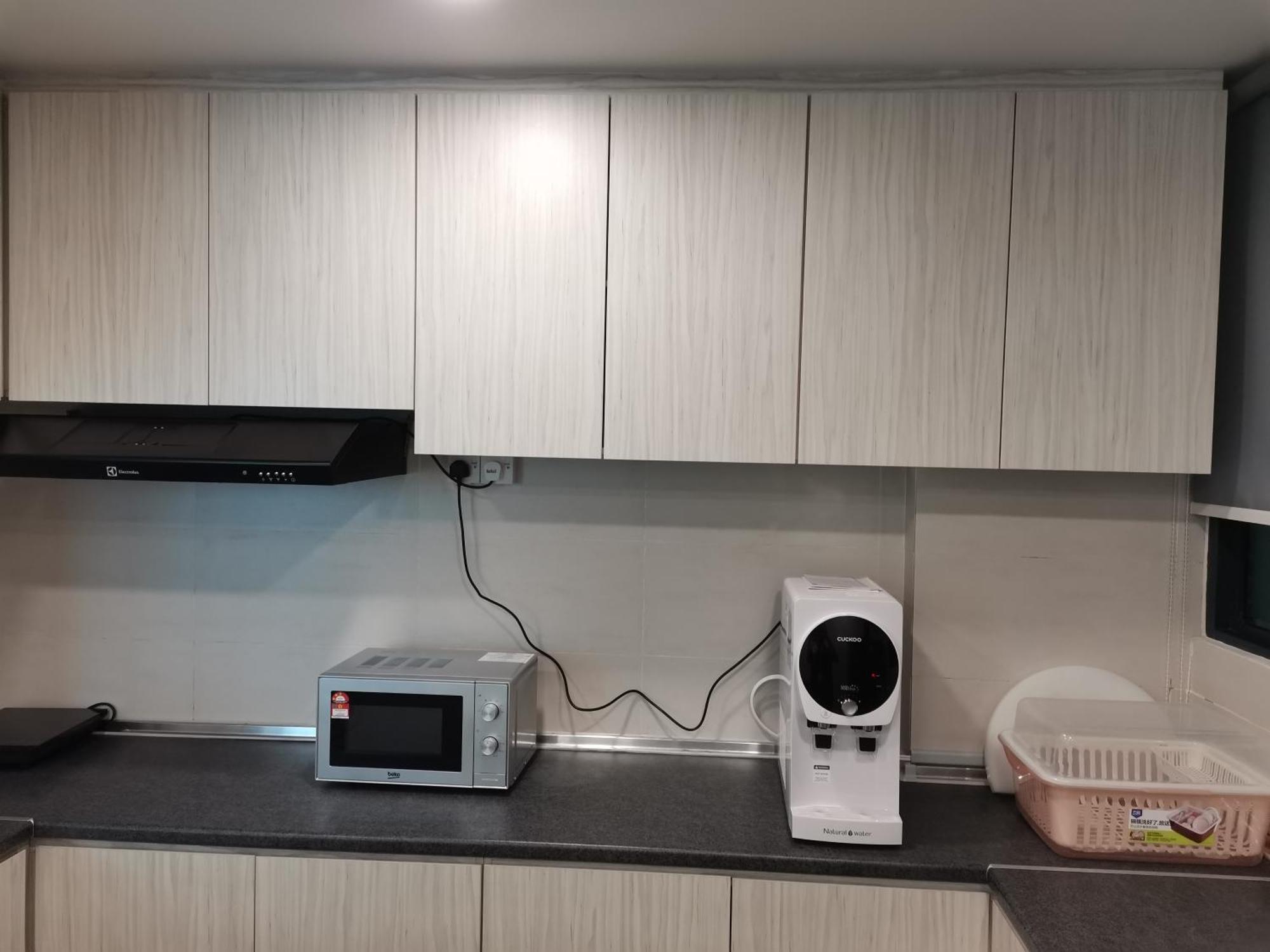 Teo Resident 2 Vivacity Jazz Suite 4 Кучинг Стая снимка